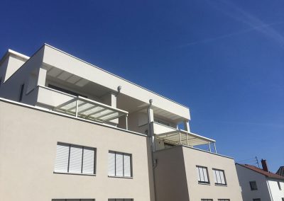 Neubau Projekt mit Terrassenüberdachungen und Markisen Loch Limburgerhof
