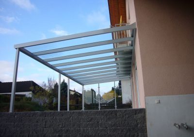Terrassenüberdachung Grau mit Glas Loch Limburgerhof
